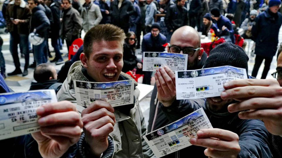 Tiket Napoli vs Real Madrid Sold Out